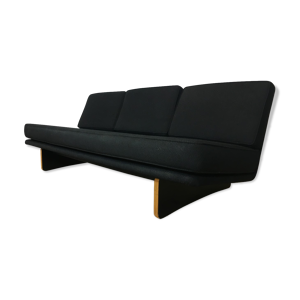 Mid-century black 671 sofa by Kho