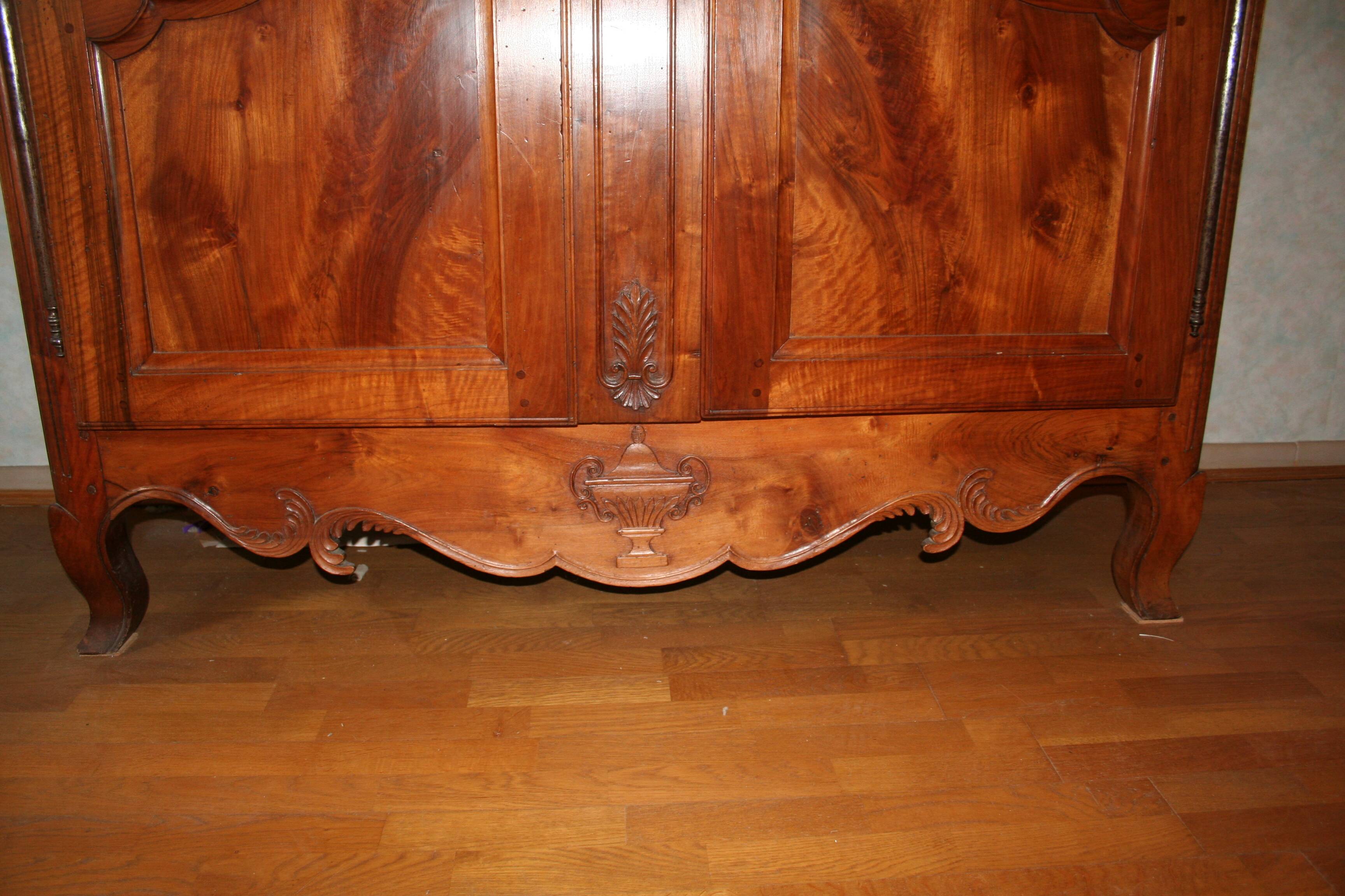 Provencal wedding wardrobe