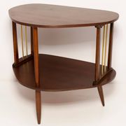 Table d'appoint TV vintage Mid-Century Modern en bois de hêtre, Pologne, années 1960
