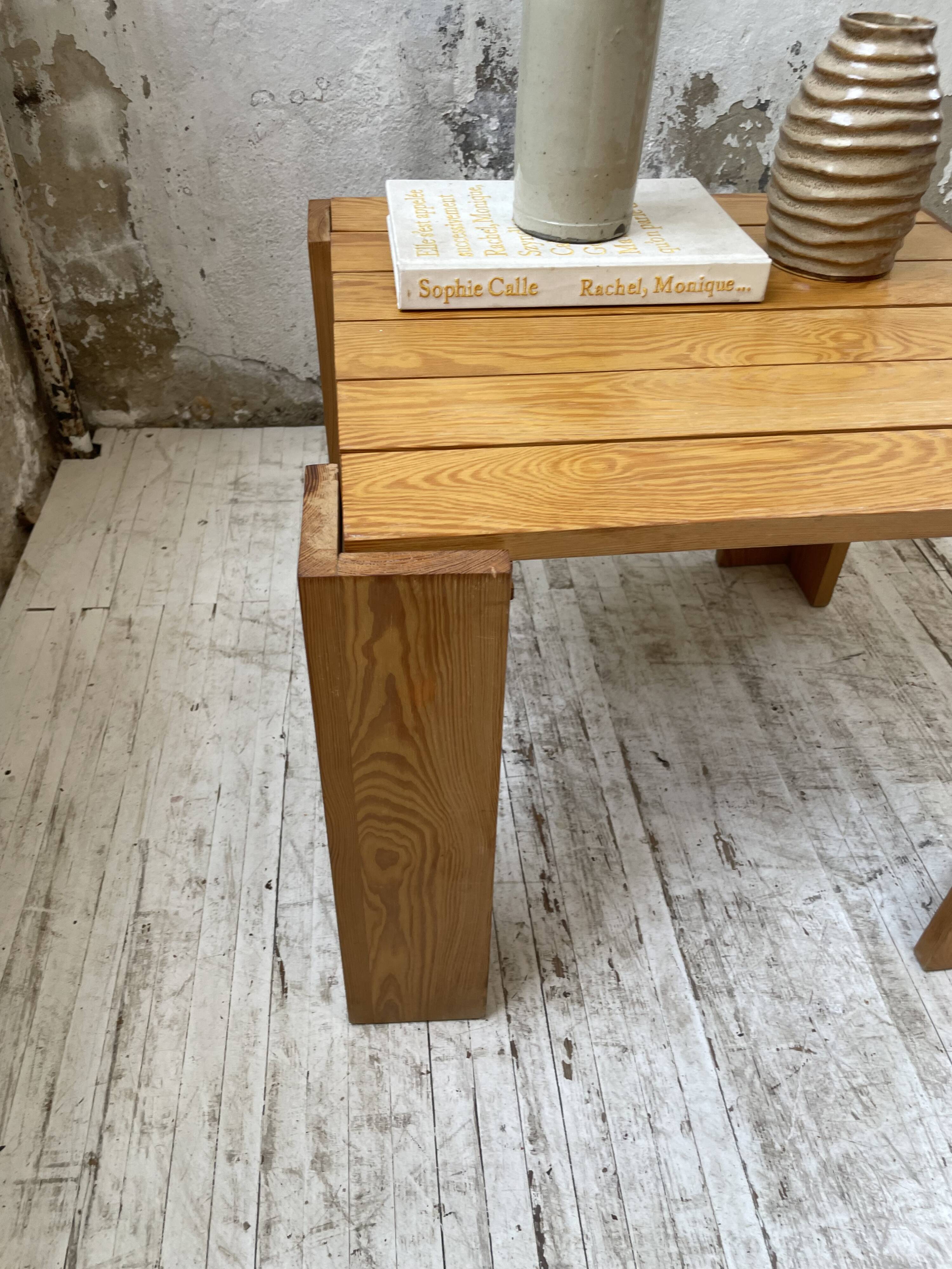 Square pine coffee table from the 70s revival