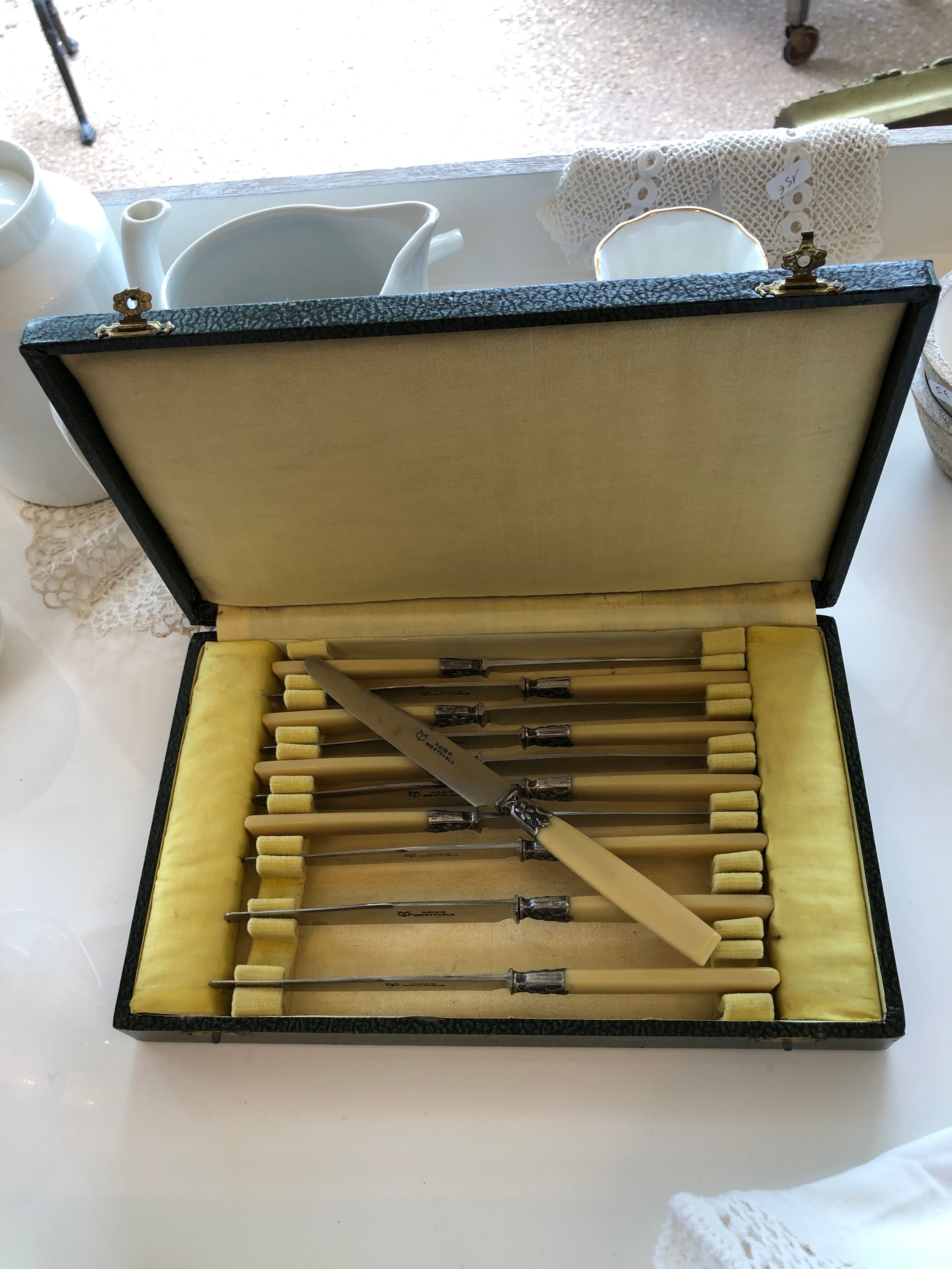 Cheese or dessert knives