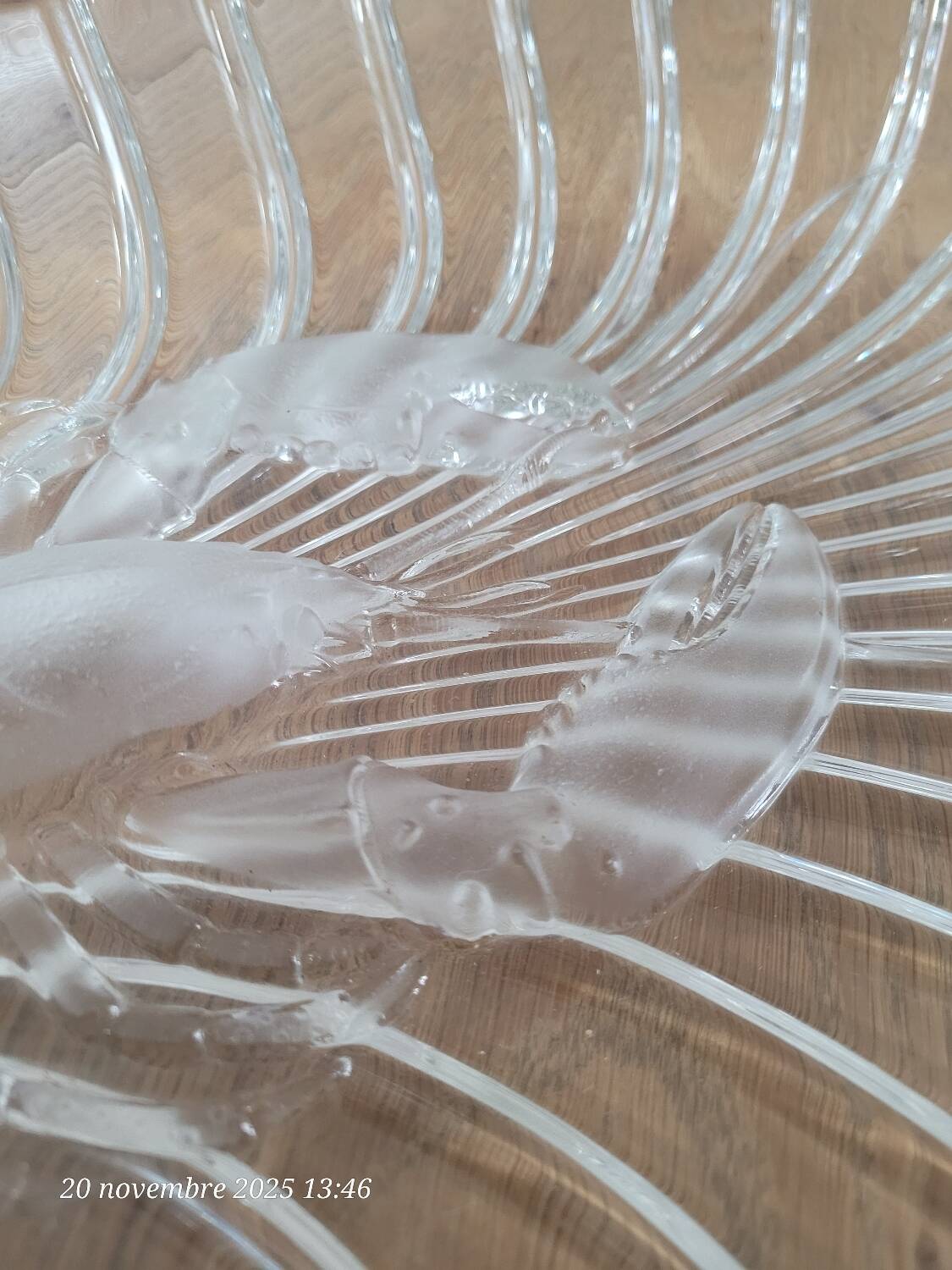 Glass serving dish