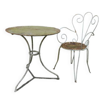 Garden chair and table