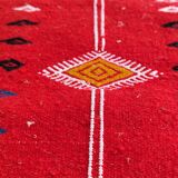 Hand-woven red carpet in natural wool 60x115cm