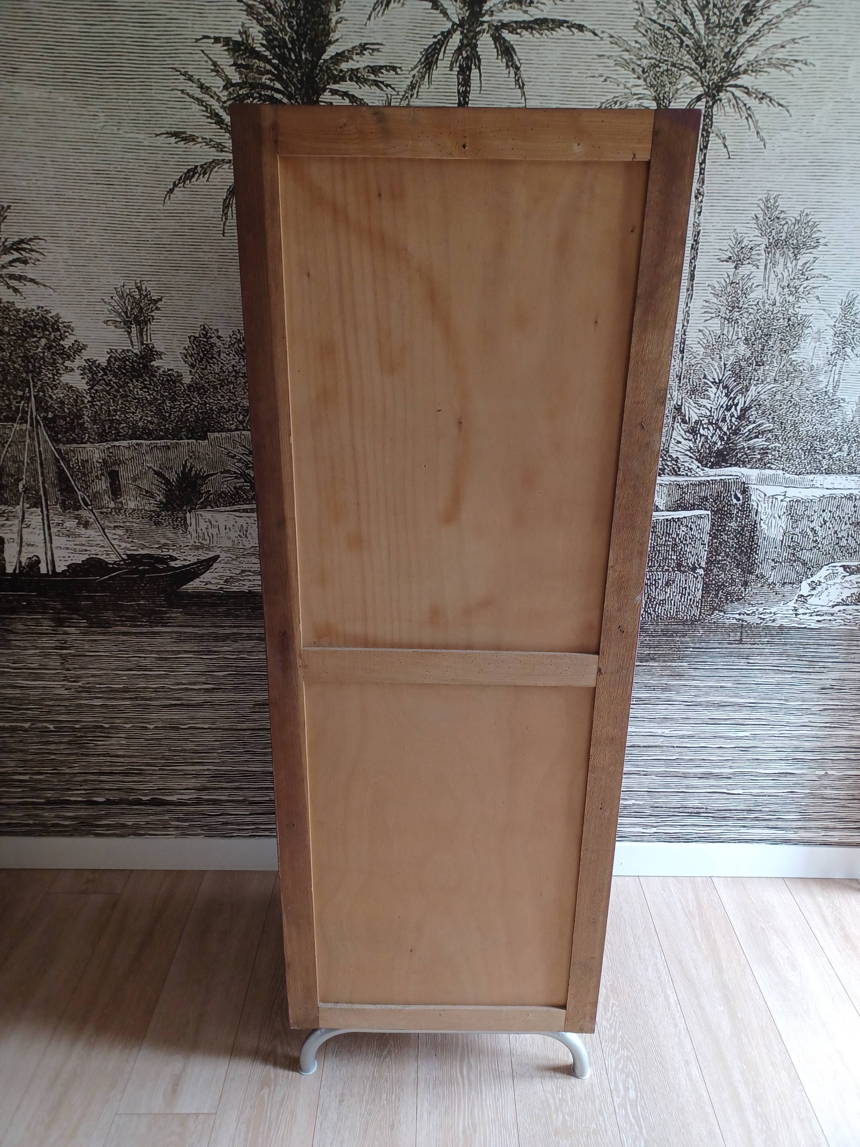 Vintage boarding cabinet