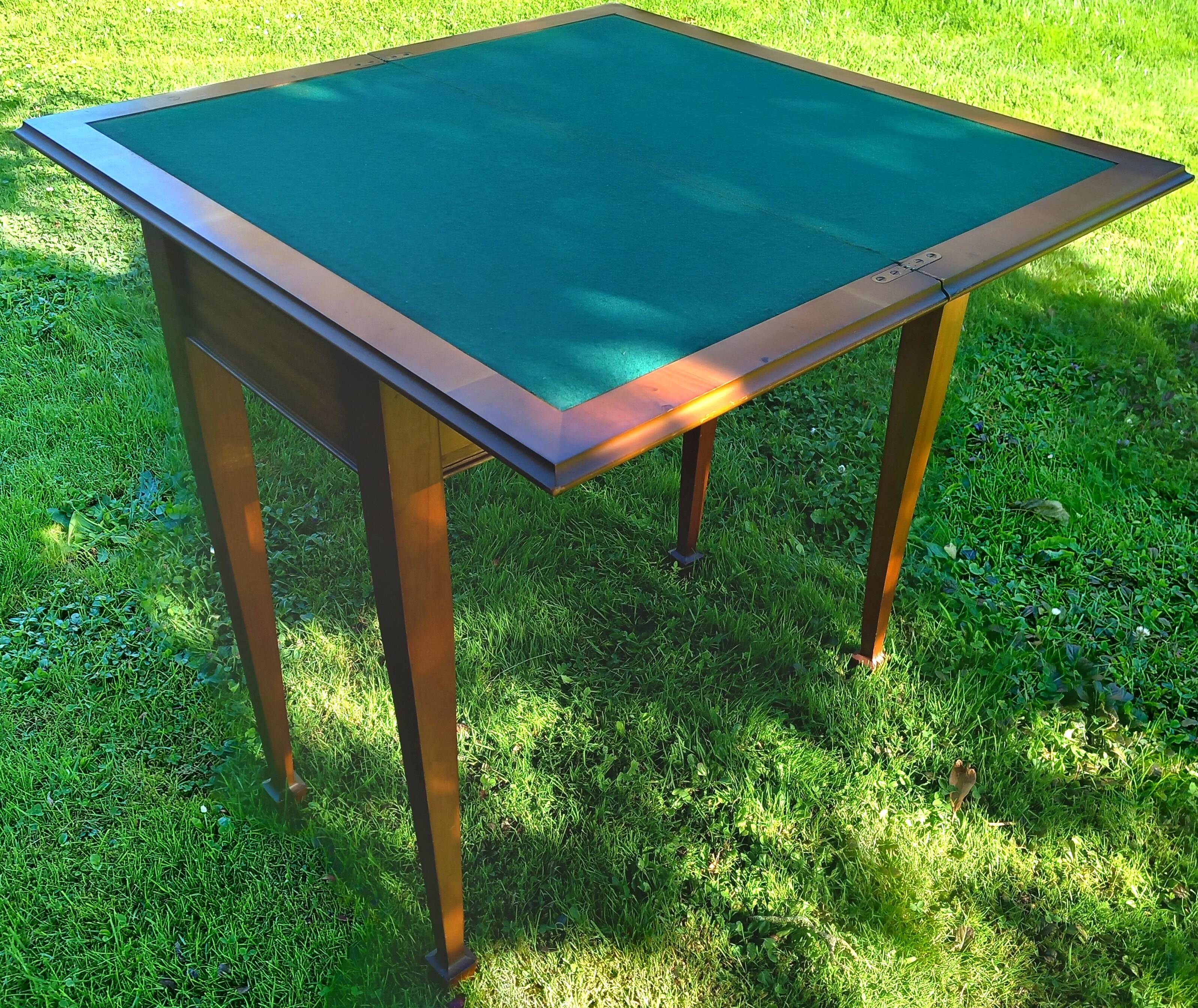 Table de jeux