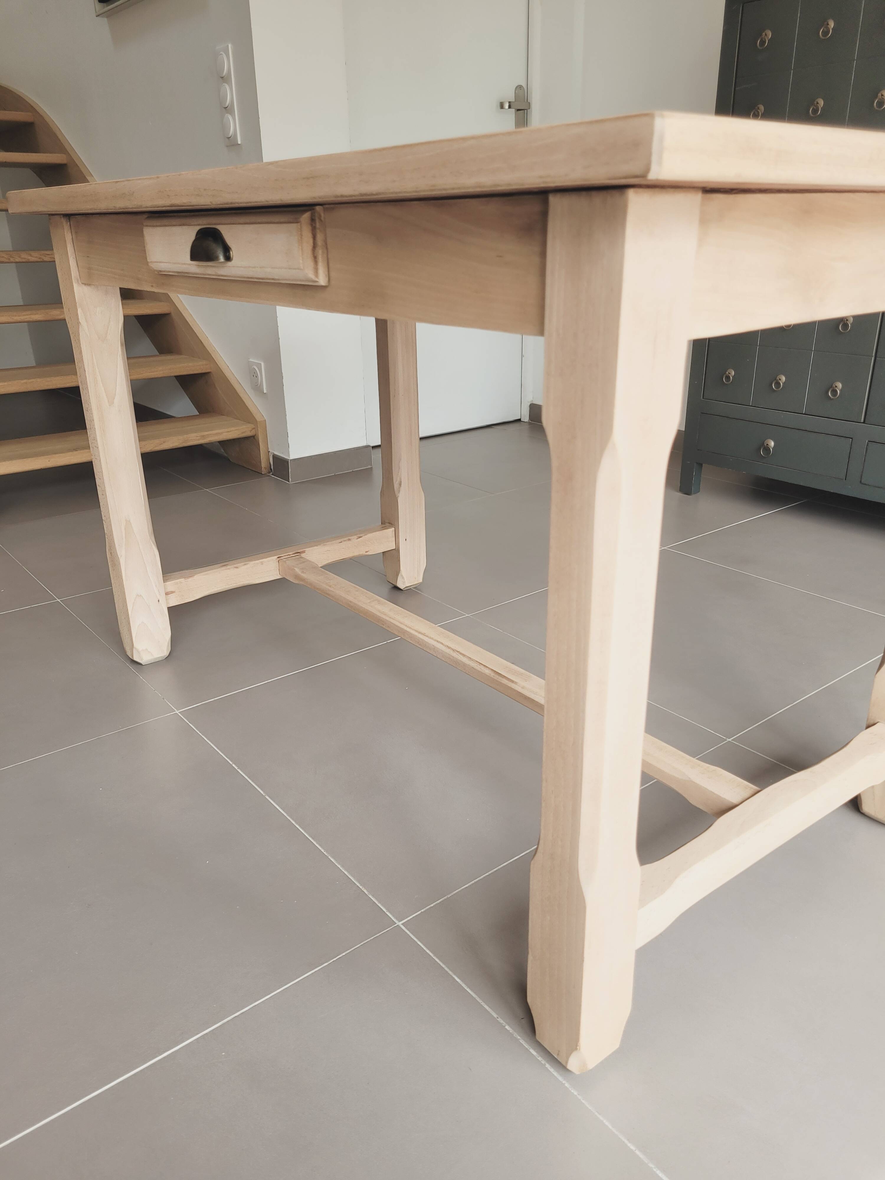 Farmhouse table