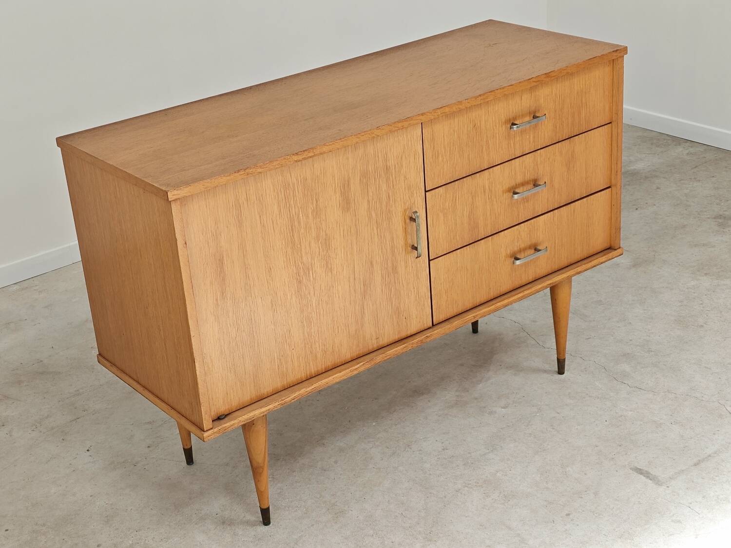 Petit Buffet / Commode style scandinave vintage en bois France 1970