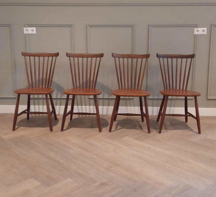 Set of 4 SH41 dining table chairs by Yngve Ekström for Nesto Pastoe 1960