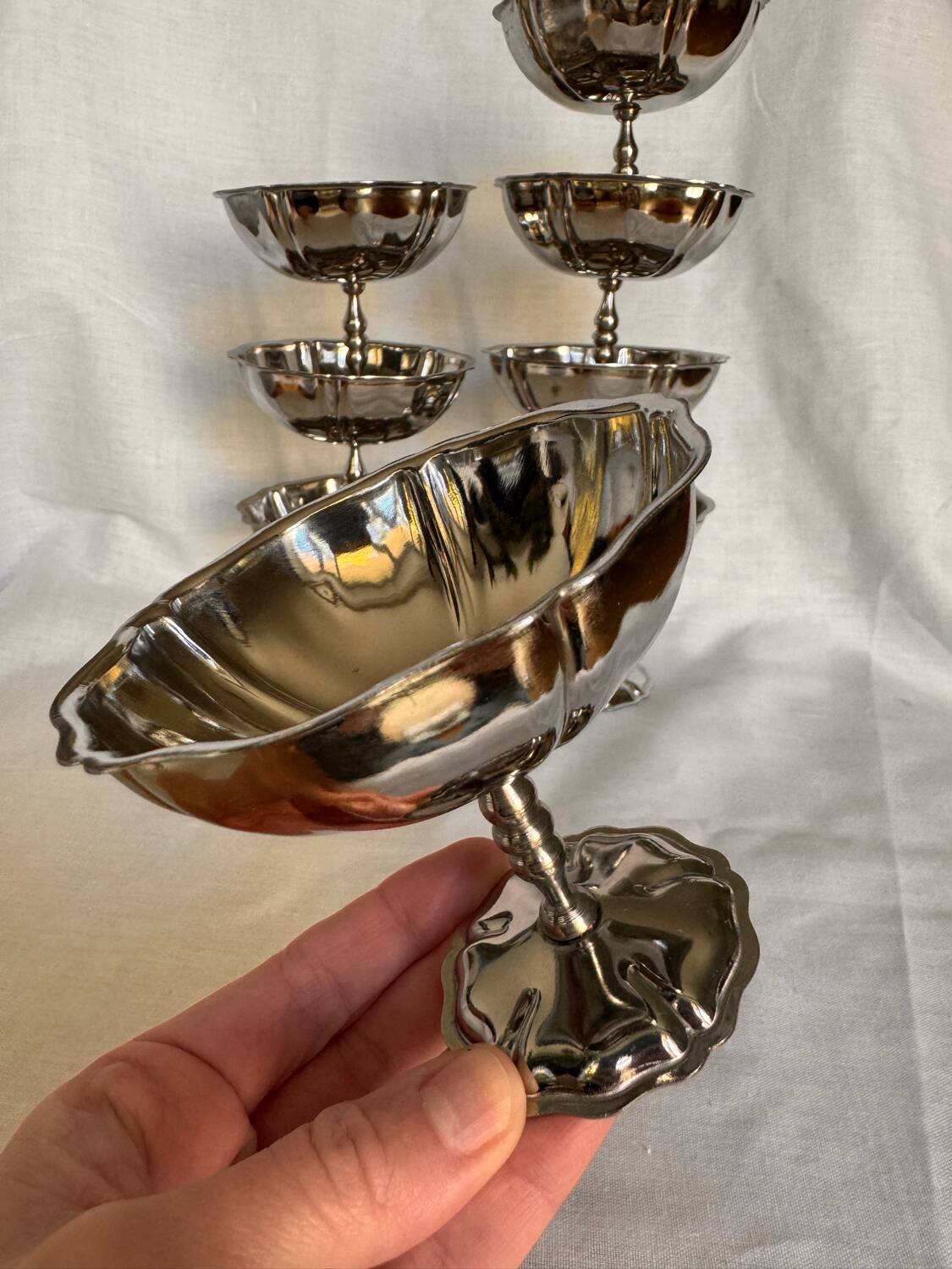 Set of 8 stainless steel ice cream cups