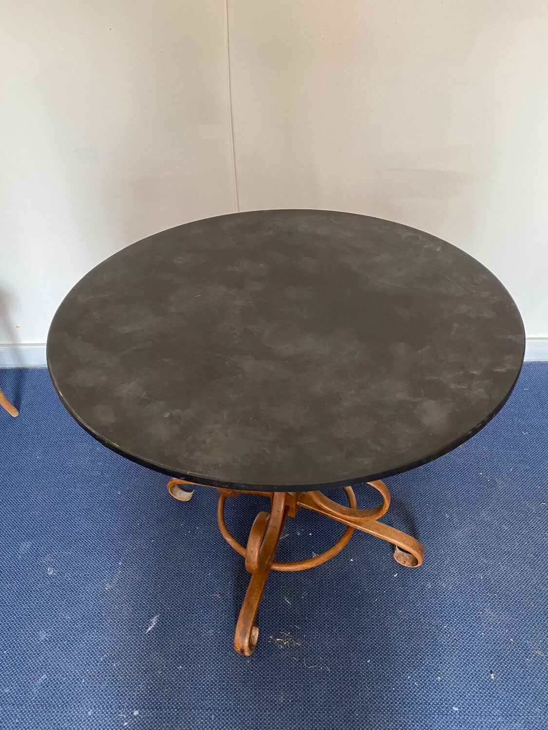 Vintage table and 4 chairs set