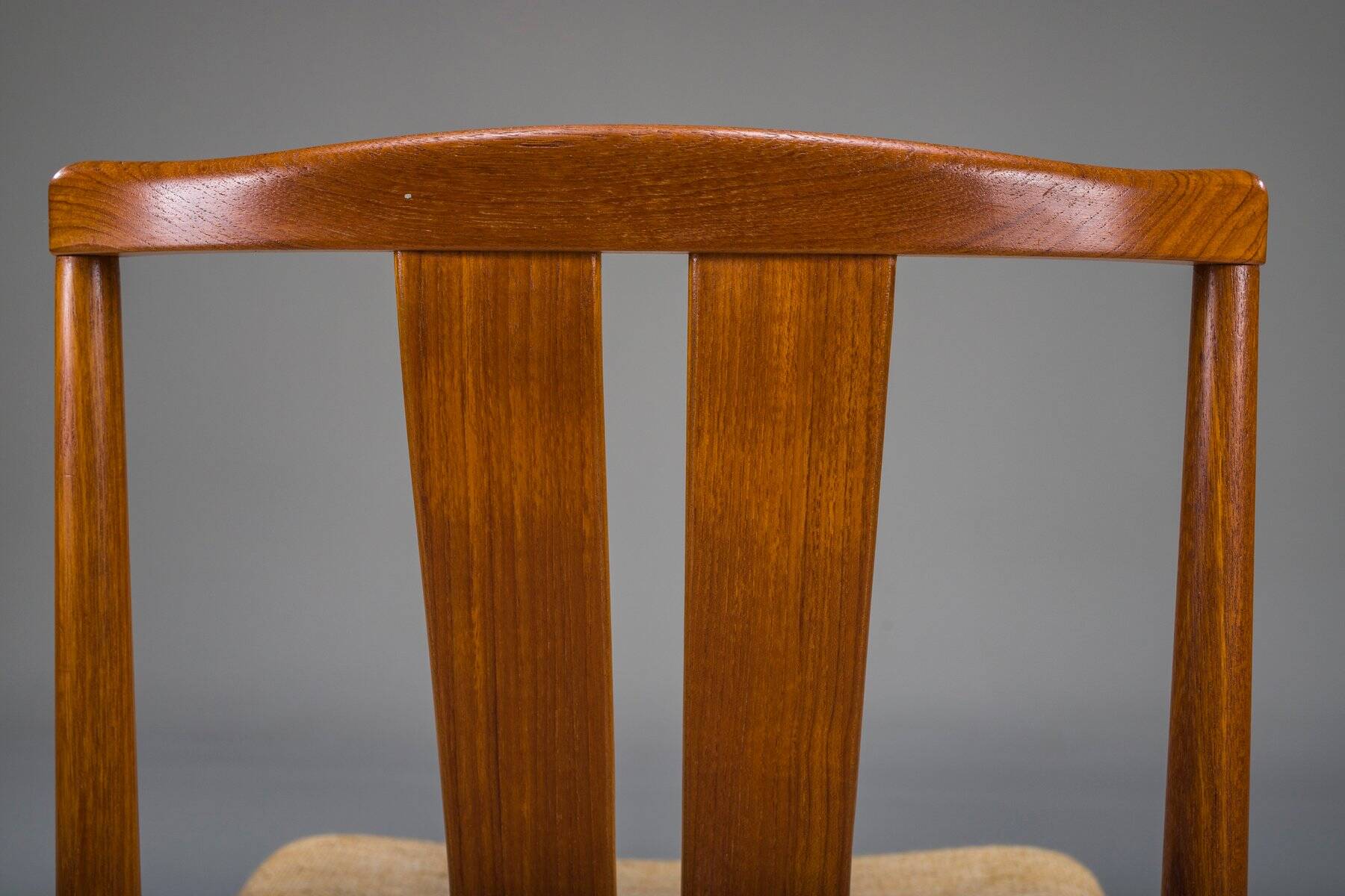 Mid-century modern Danish teak dining chair by Henning Sørensen for Vamdrup Stolefabrik, 1960s