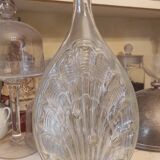 Bouteille en verre moulé
