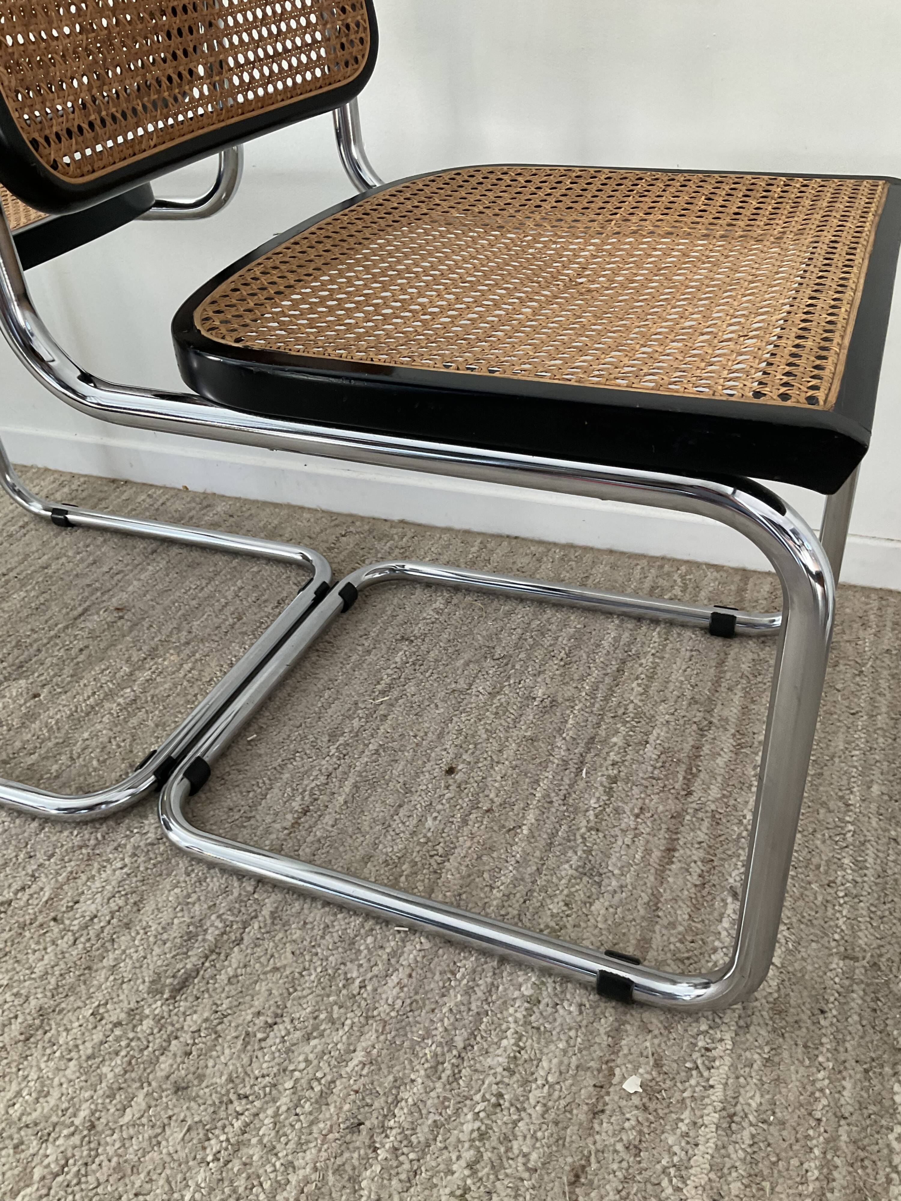 Pair of chairs Marcel Breuer Cesca B32