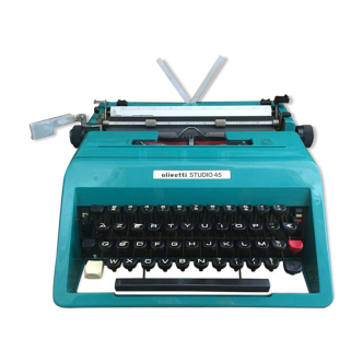 Machine à écrire Olivetti Studio 45