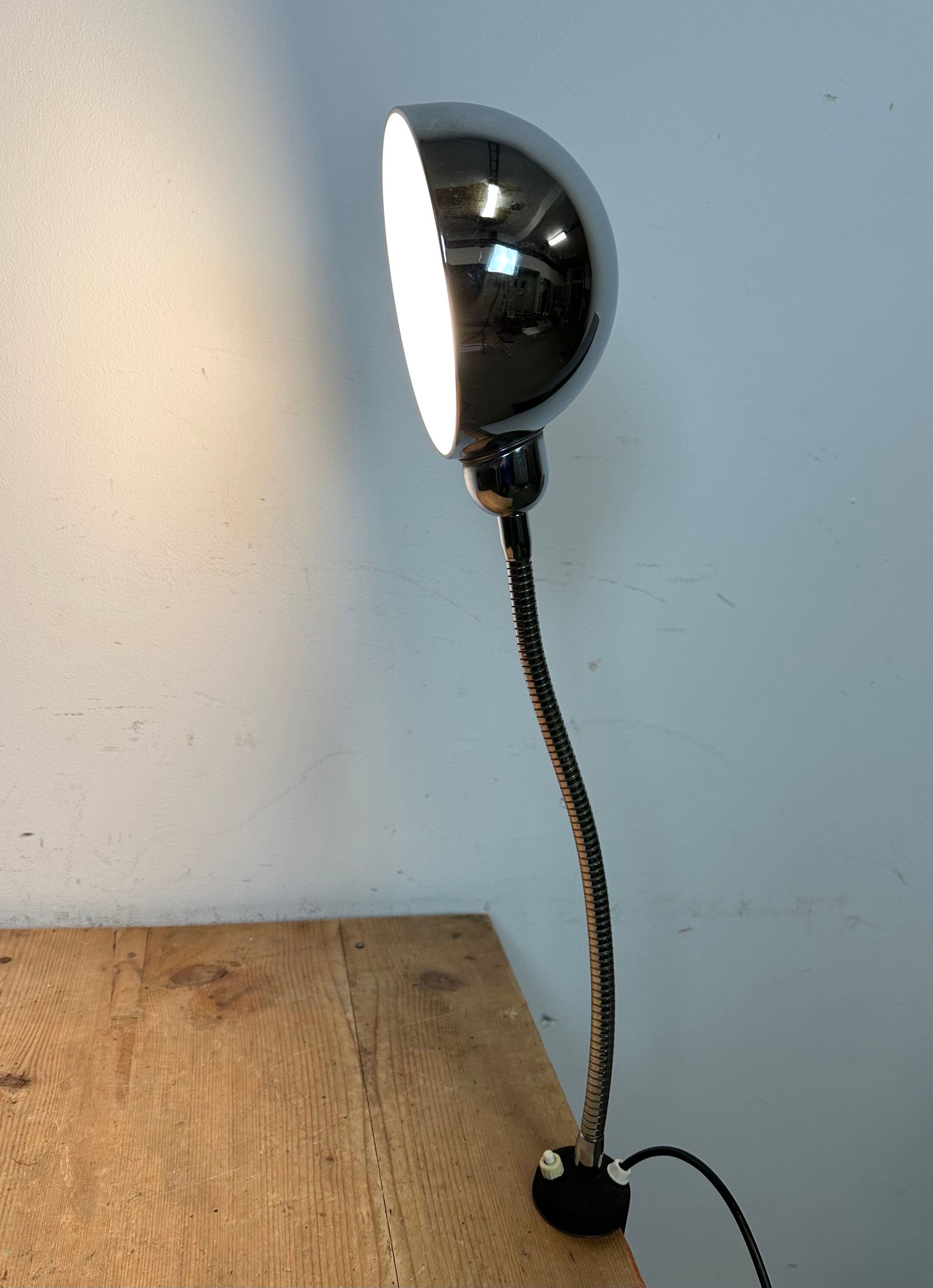 Vintage Chrome Italian Gooseneck Table Lamp, 1960s