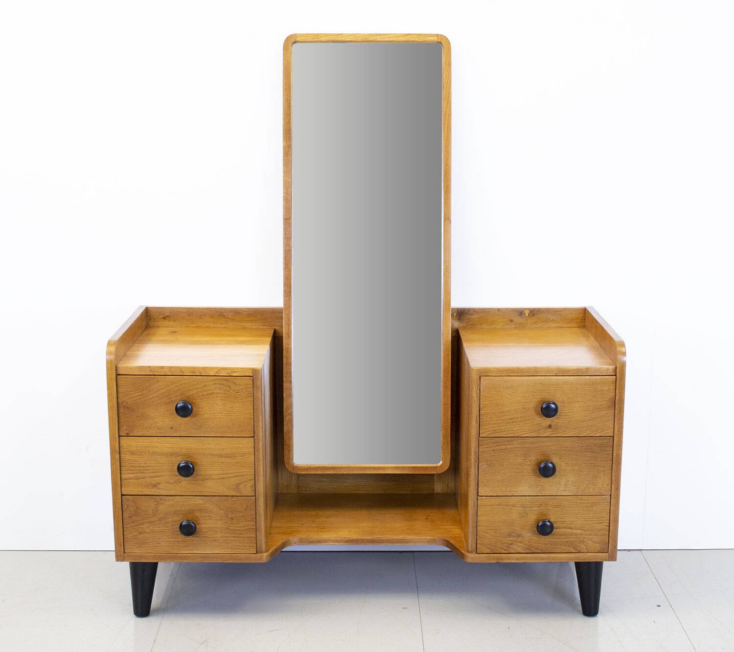 Modernist Gordon Russell Oak Dressing Table