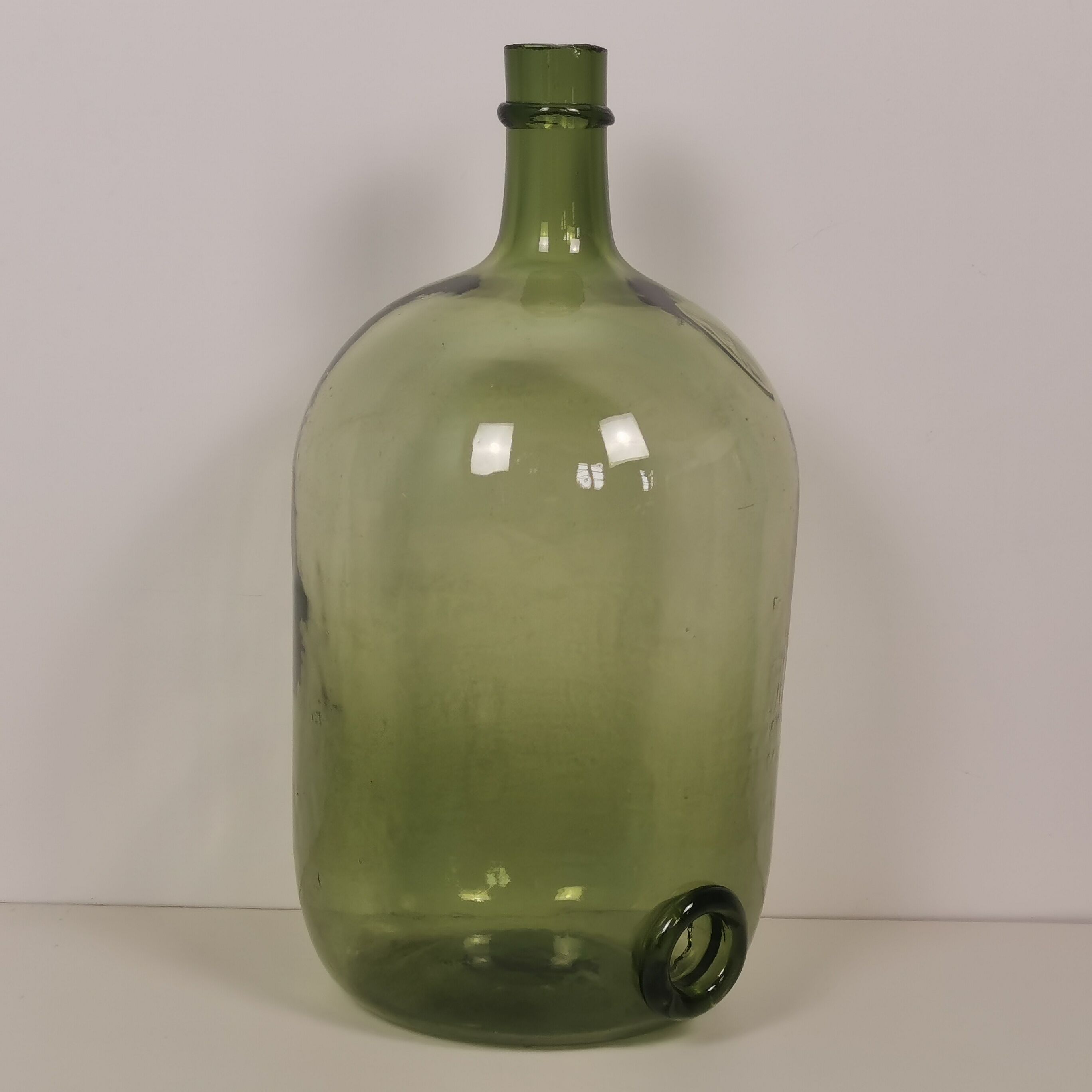 Demijohn