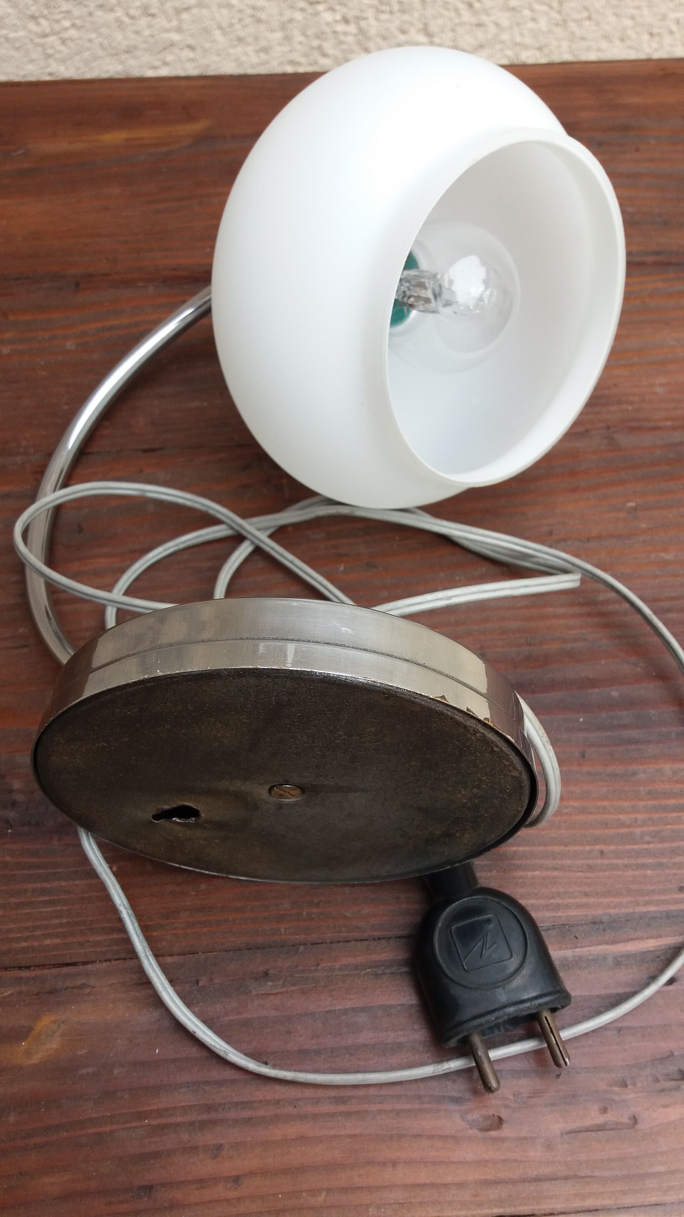 Lampe de chevet chromé