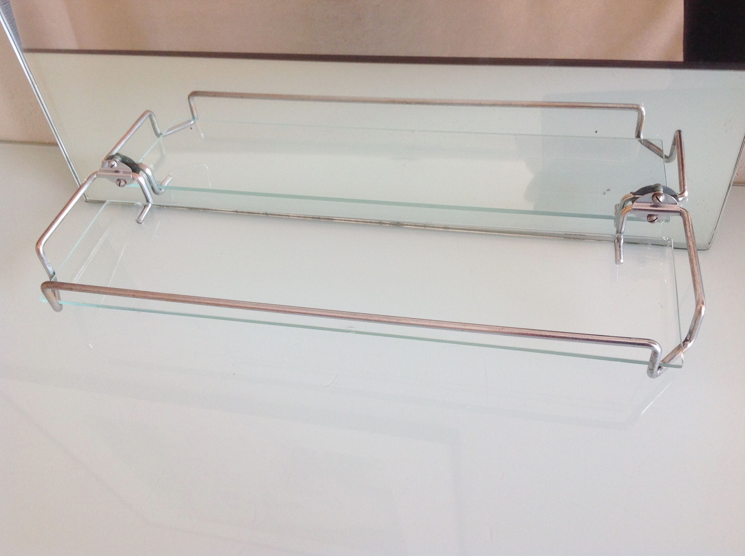 Bathroom mirror with its tablet, vintage 50/60