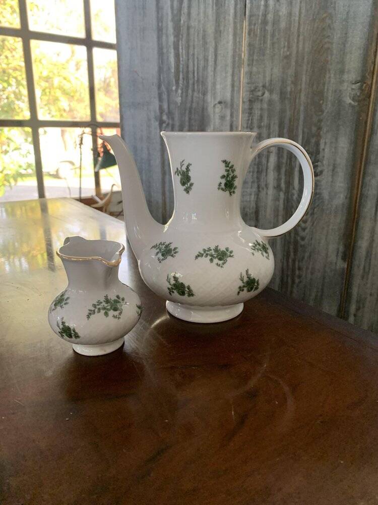 Bavaria Seltmann Weiden green and white porcelain coffee service - set of 2