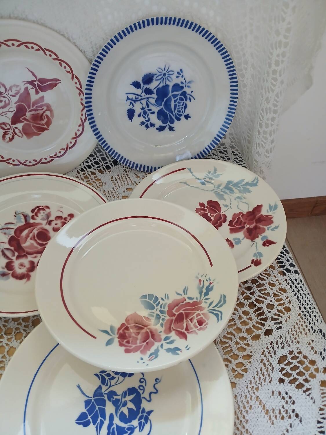 10 assiettes plates anciennes dépareillées