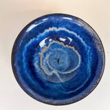 Modernist ceramic bowl by Carl-Harry Stålhane, Design Huset, Sweden.