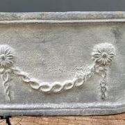 Jardinière en fonte grise