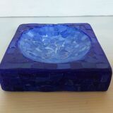Blue mosaic pocket emptier