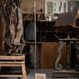 Floor lamp 80' in travertine