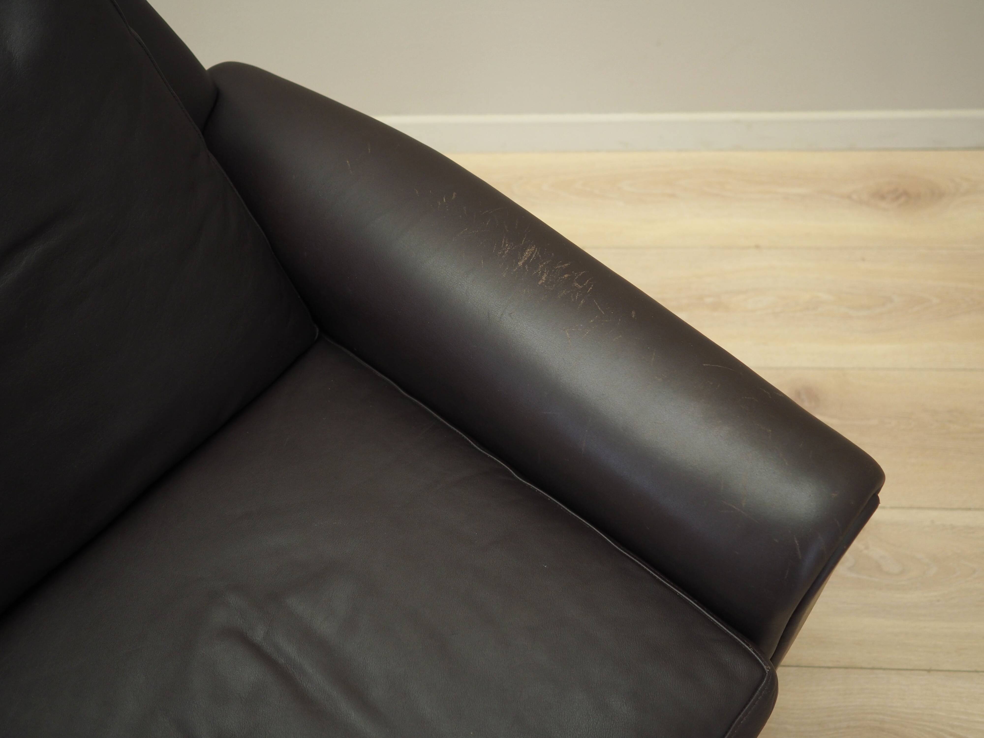 Brown leather sofa, Danish design, 1960s, designer: Aage Christiansen