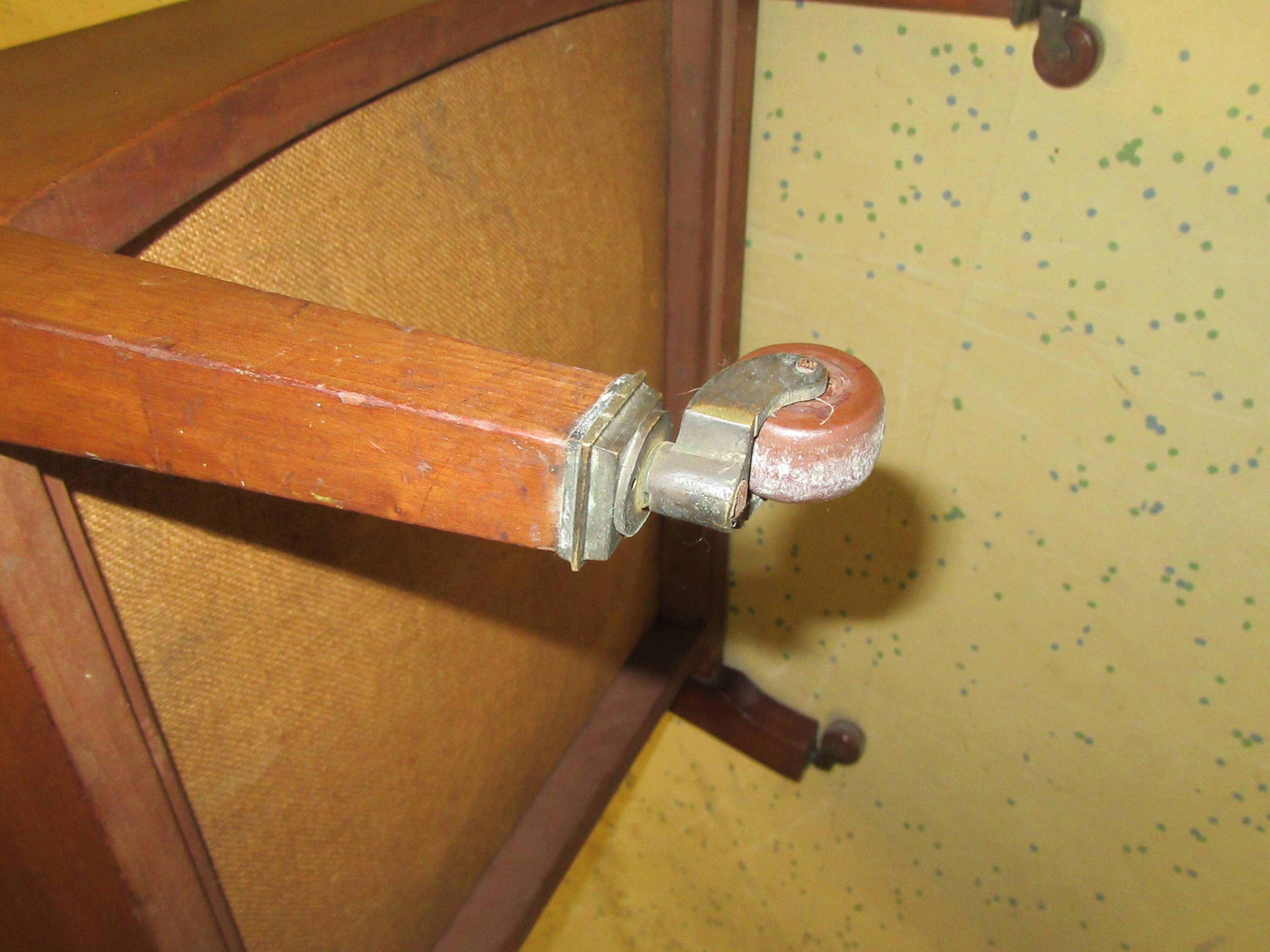 Fauteuil à mécanisme en acajou dit fauteuil morris