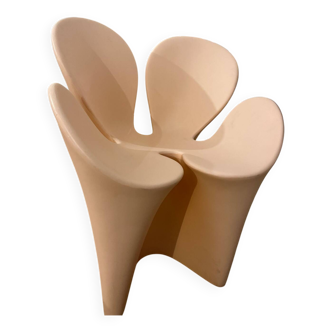 Clover armchair by Ron Arad in pale pink