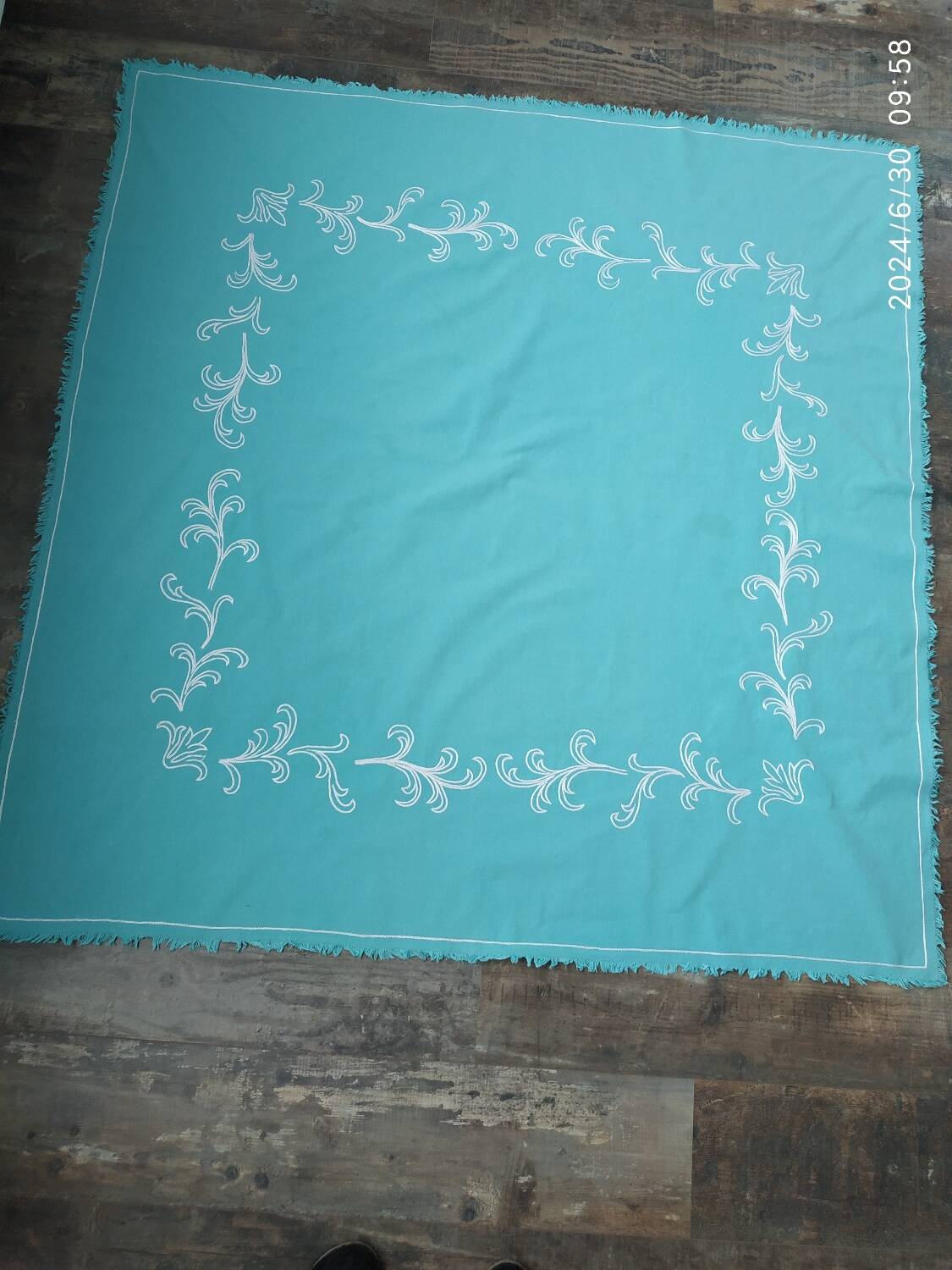 Tablecloth and 12 napkins in water green cotton