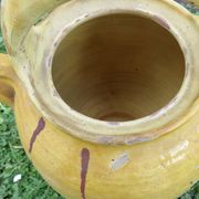 Yellow glazed terracotta jar, south-west of France.