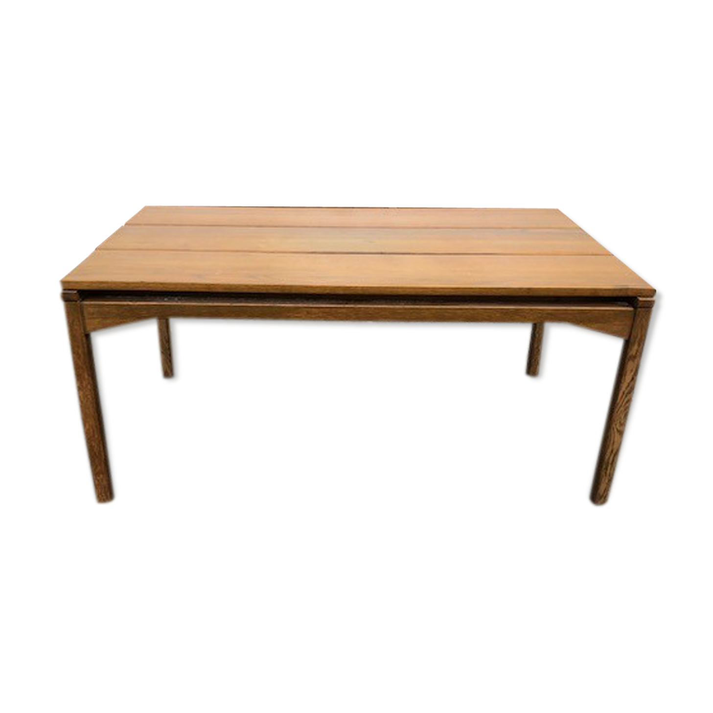 Scandinavian table with extensions