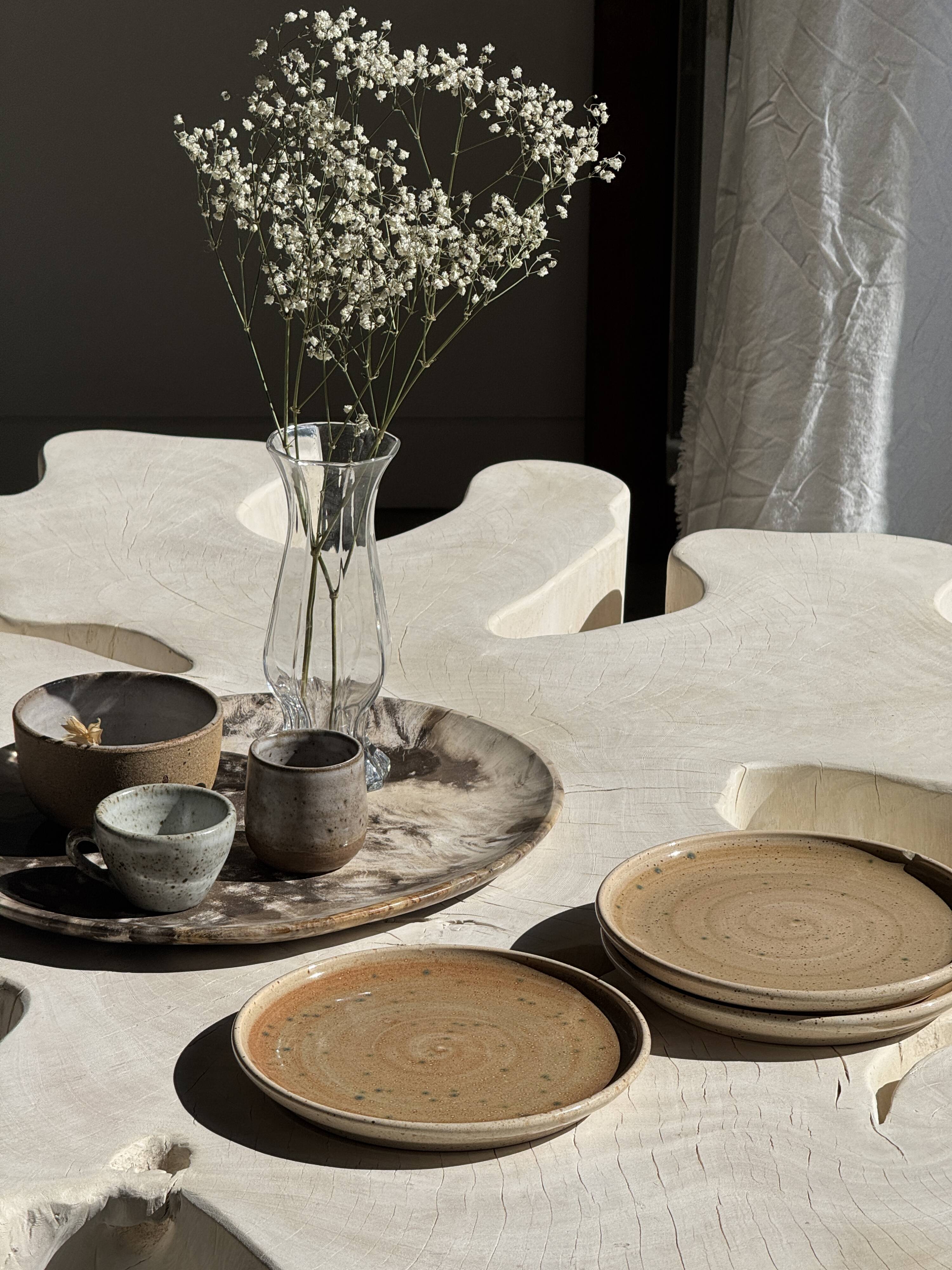 Set of 4 hand-painted Pornic stoneware plates D21