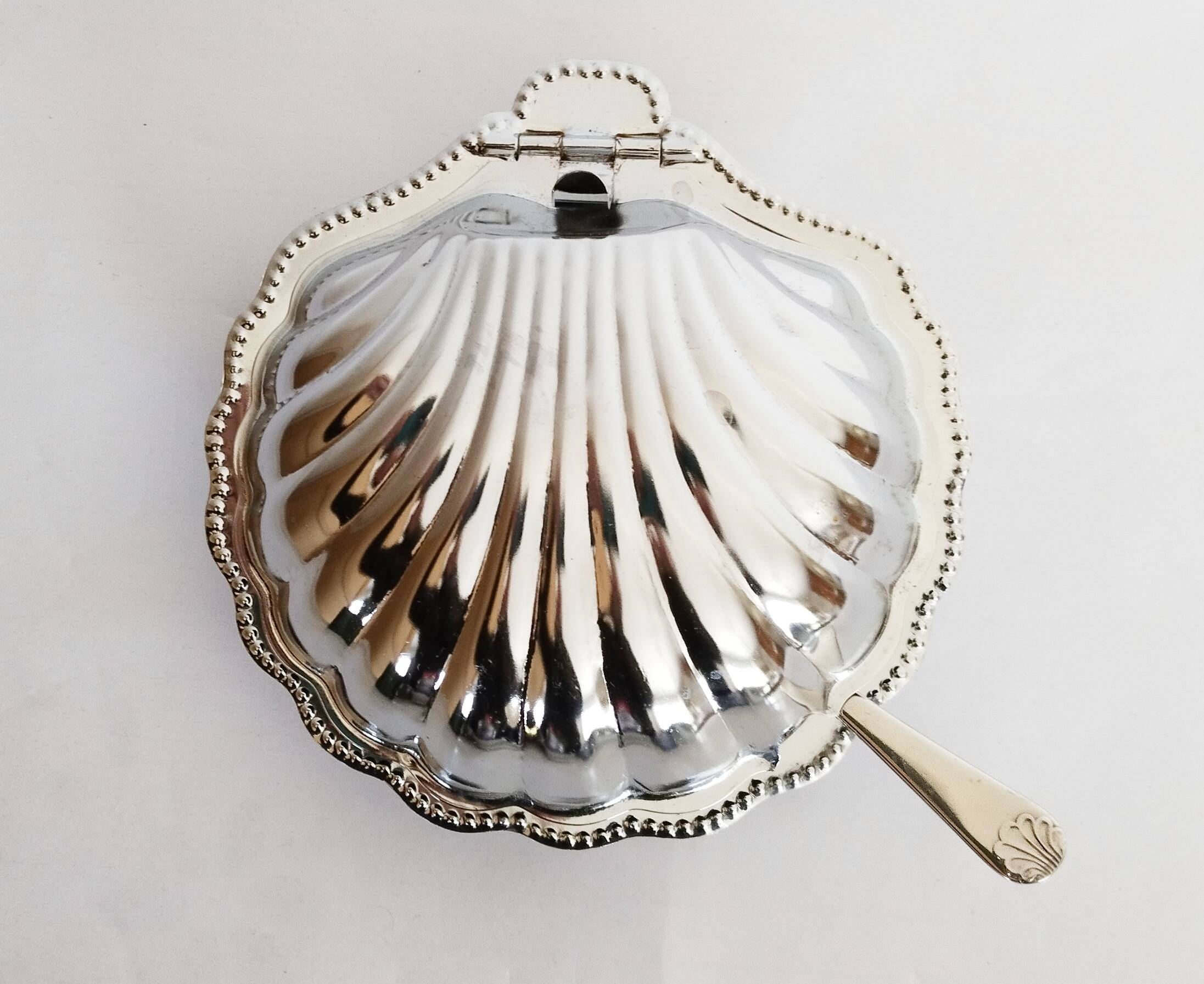 Stainless steel scallop butter dish, 1950s (ref 3)