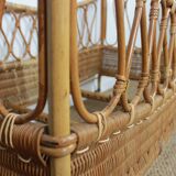 Rattan bed