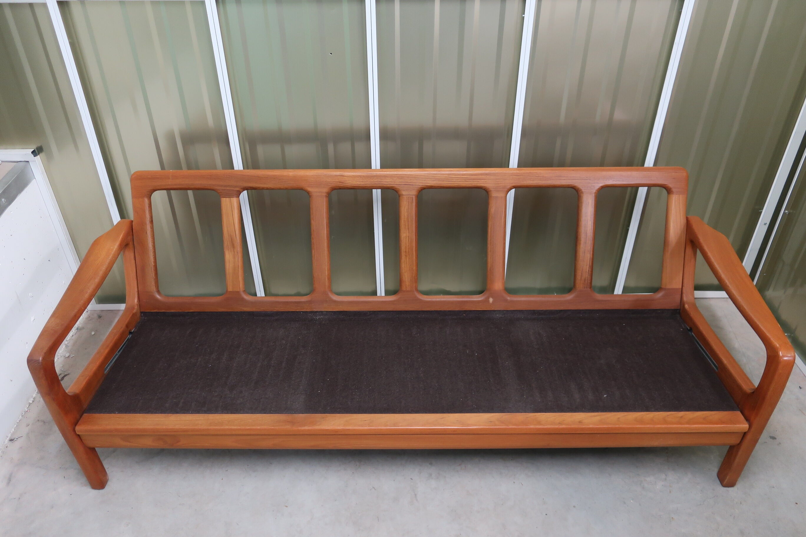 Juul Kristensen 60s daybed sofa in teak