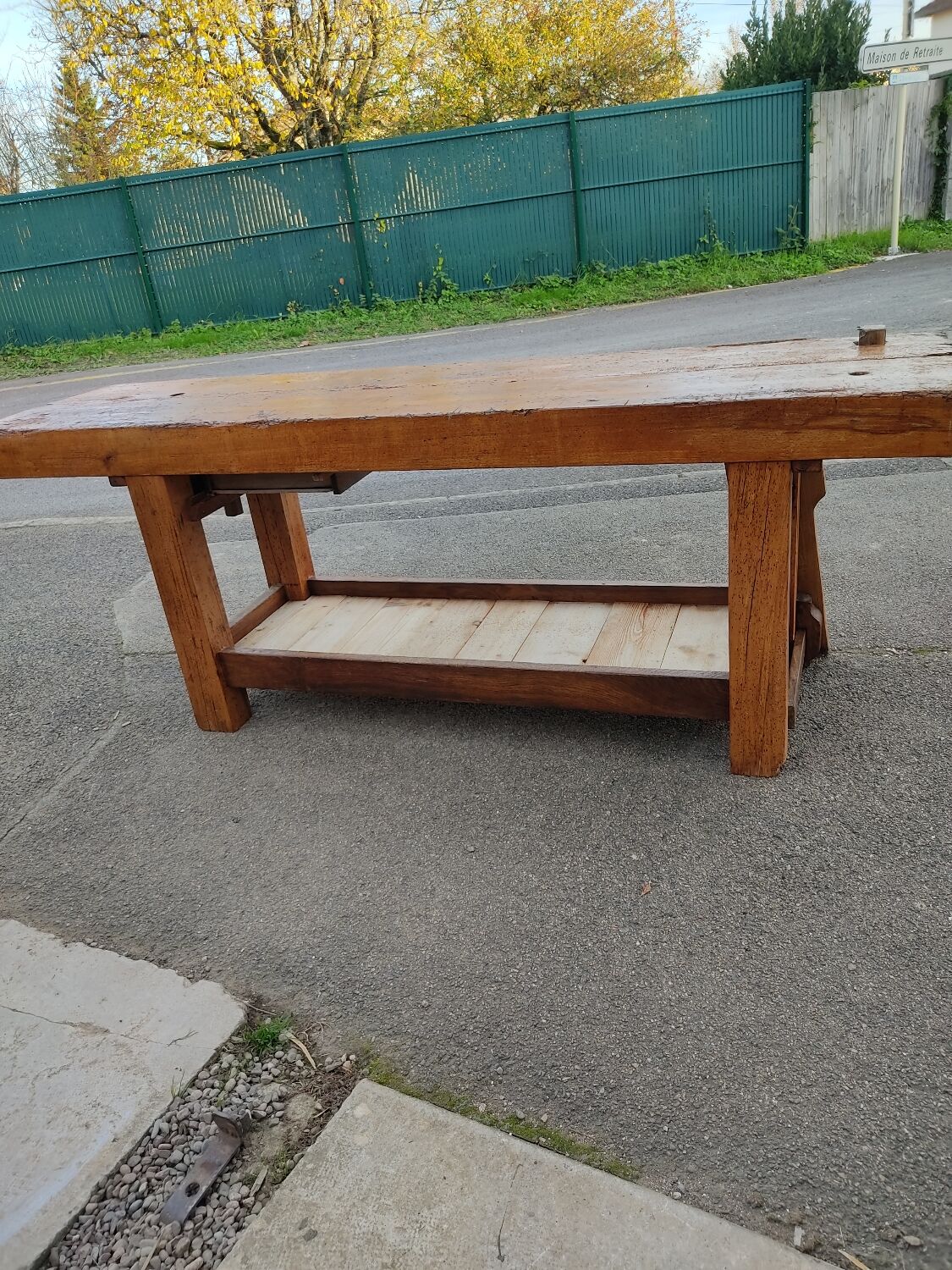 Carpenter's workbench