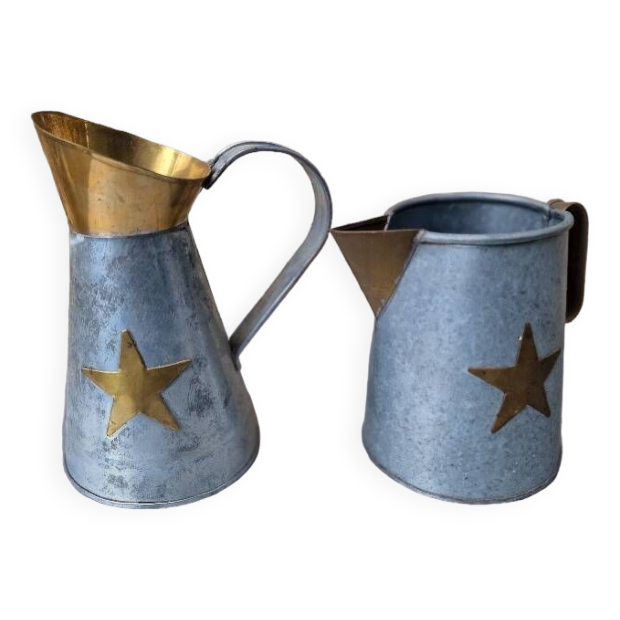 2 pichets en zinc