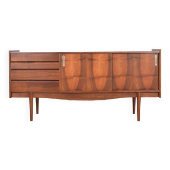 Mid-Century Polish Walnut Sideboard from Bytomskie Fabryki Mebli, 1960s.