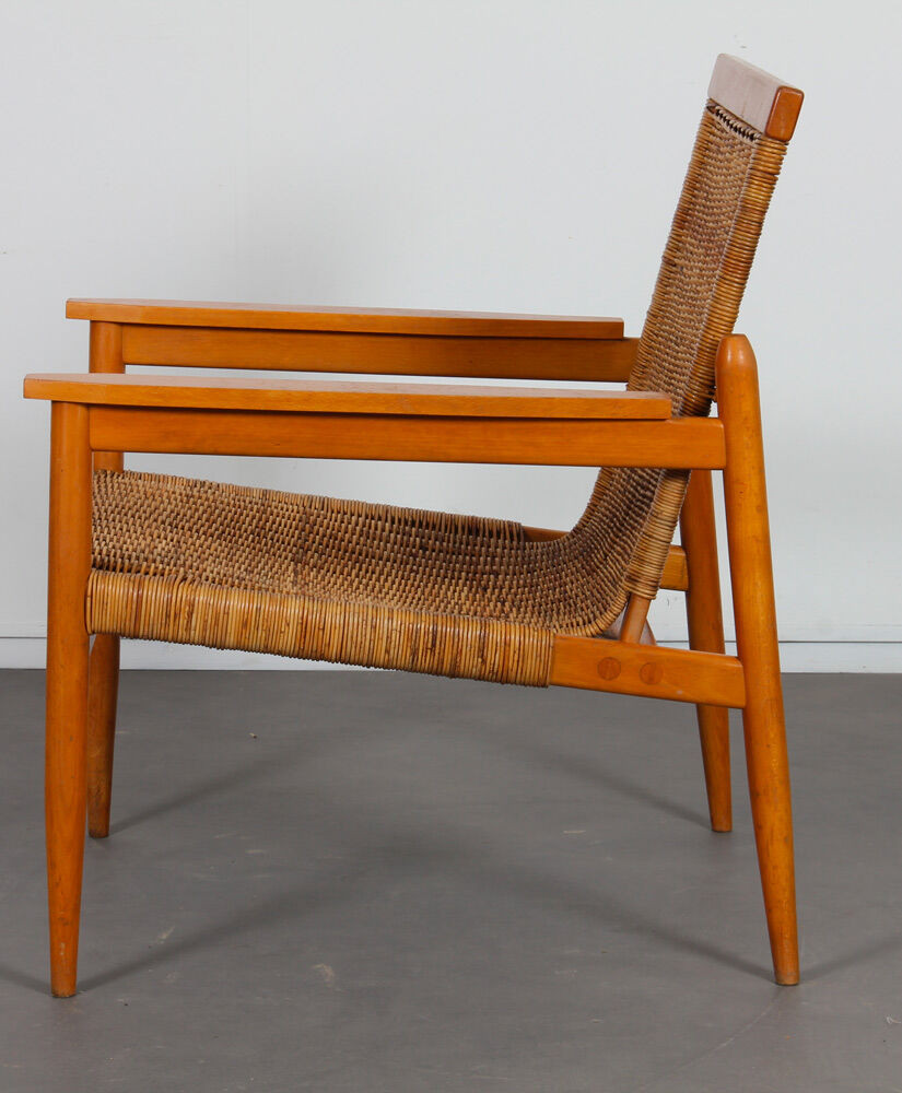 Fauteuil vintage en osier édité par Uluv 1960