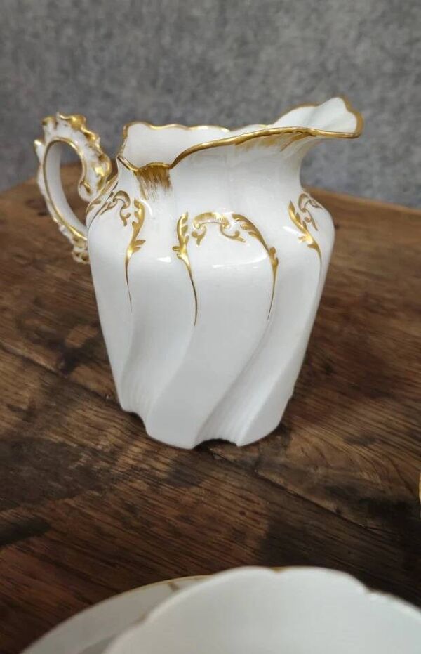 Service a thé ou a café en porcelaine style Louis XV Rocaile époque XIXeme