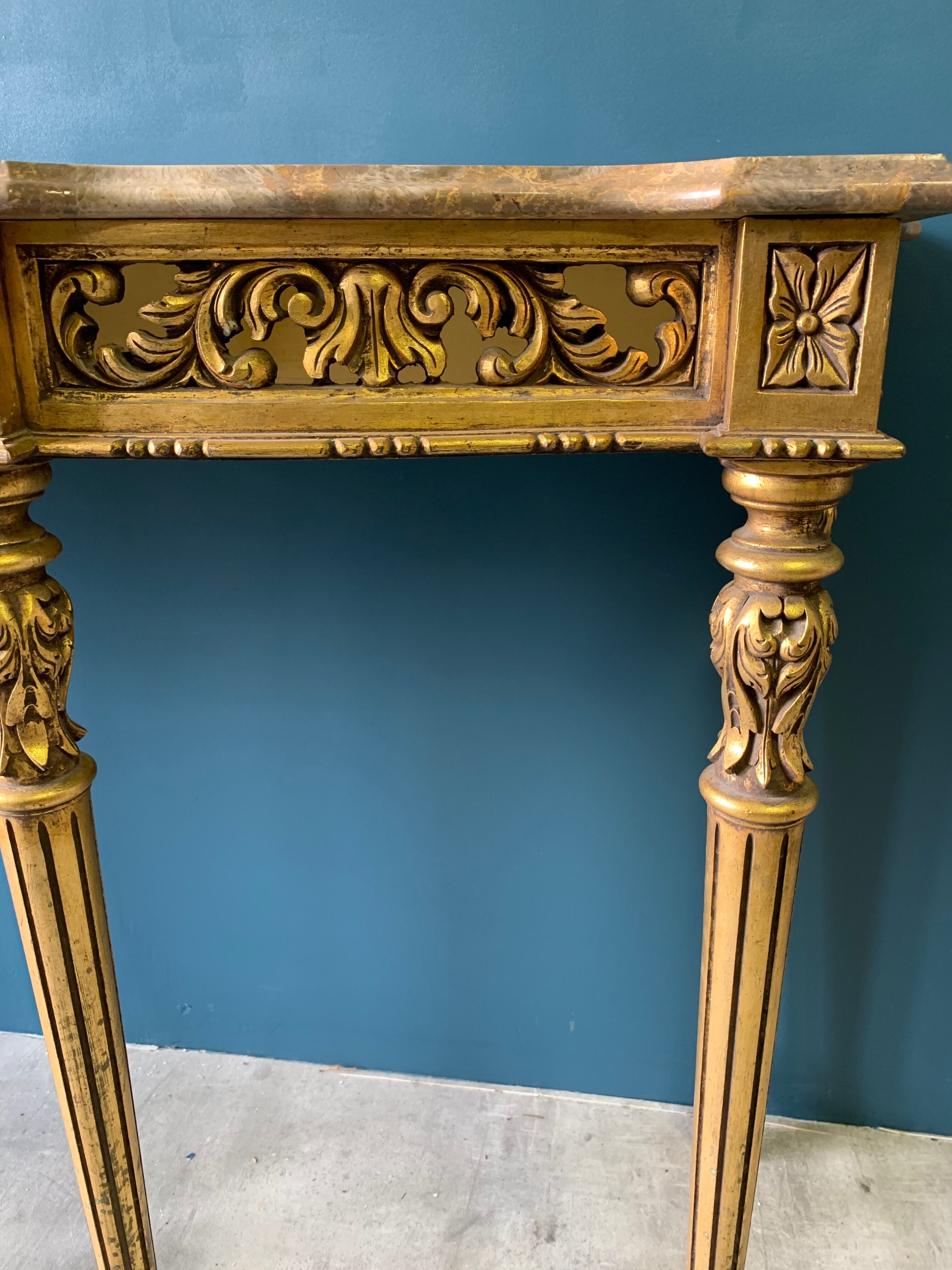 Golden console set and baroque mirror