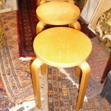 Tabouret en bois