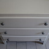 Vintage off-white dresser