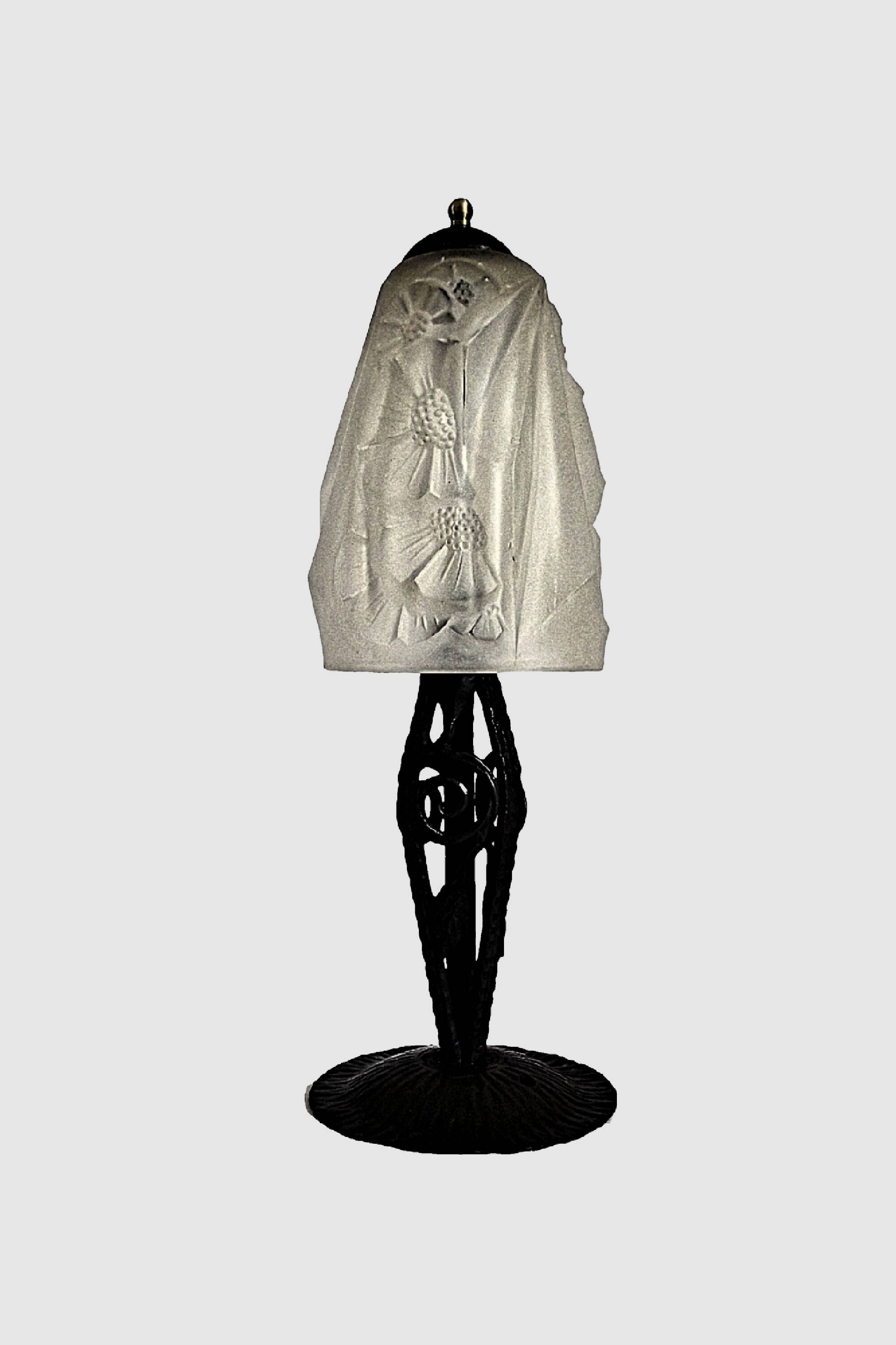 Art Deco lamp
