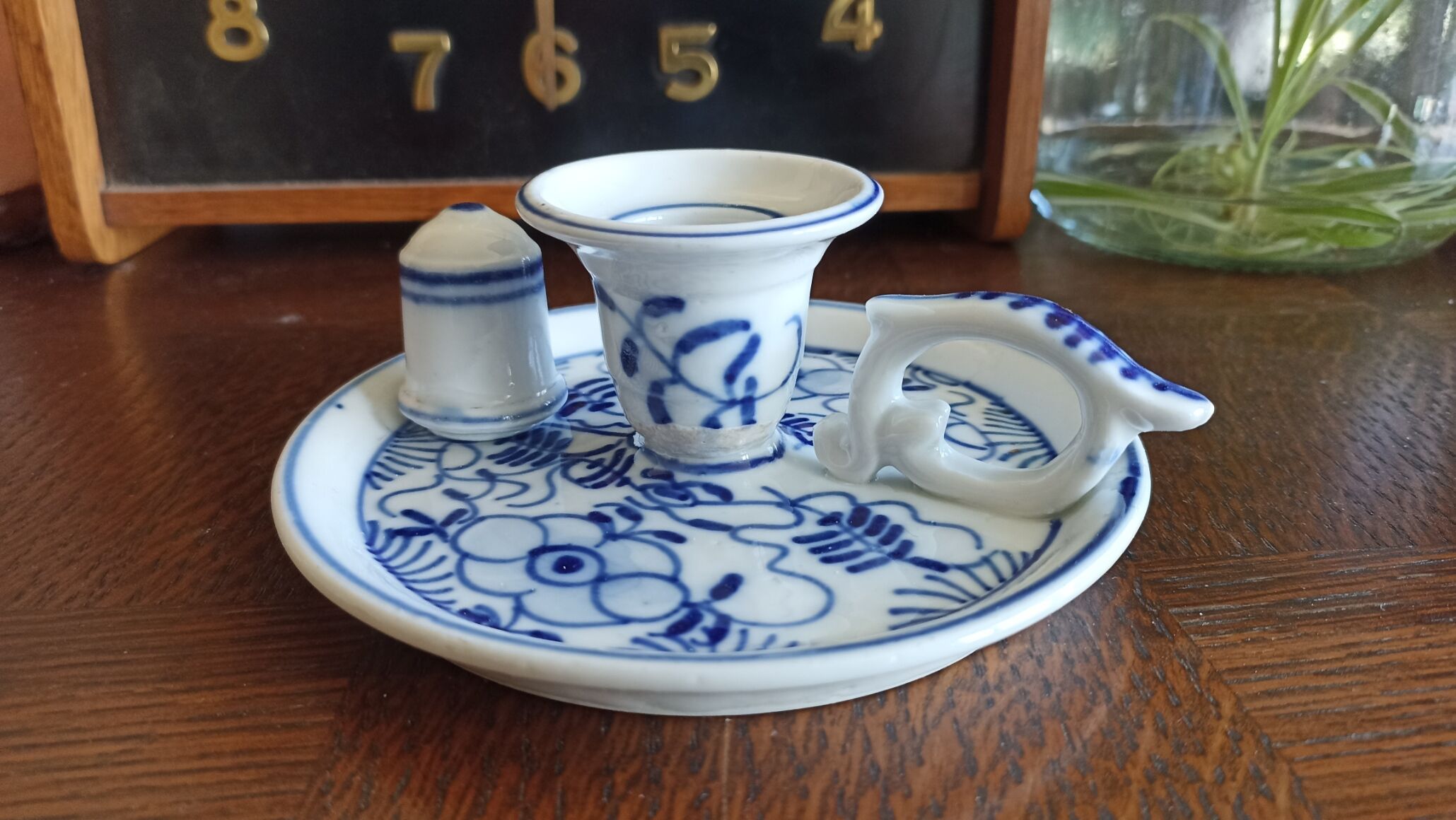Bougeoir en porcelaine du 19ème